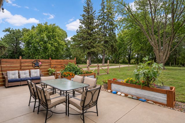 24930 Cedar Avenue, Farmington, MN 55024