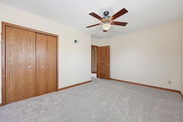 1251 18th Avenue SW, Cedar Rapids, IA 52404