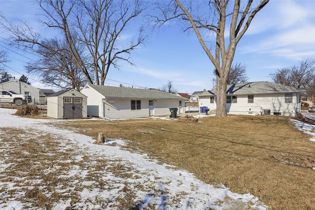 1251 18th Avenue SW, Cedar Rapids, IA 52404