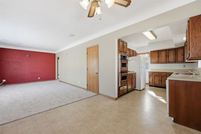 1251 18th Avenue SW, Cedar Rapids, IA 52404