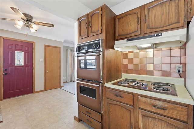 1251 18th Avenue SW, Cedar Rapids, IA 52404