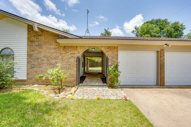 205 Scenic Drive, Aledo, TX 76008