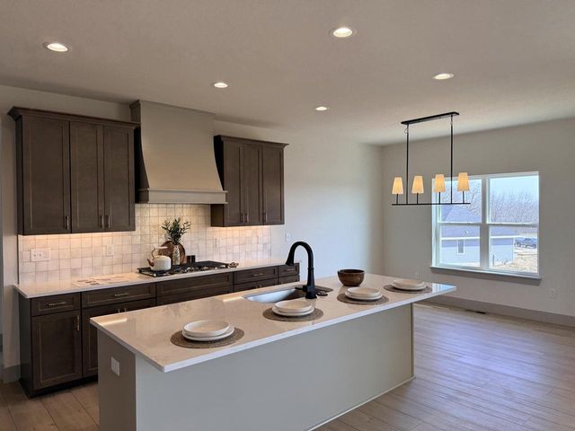 109 Olde Howell COURT, Waukesha, WI 53186