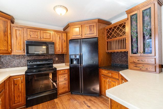 814 N Union Avenue, Fergus Falls, MN 56537