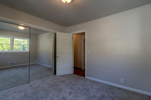 814 N Union Avenue, Fergus Falls, MN 56537