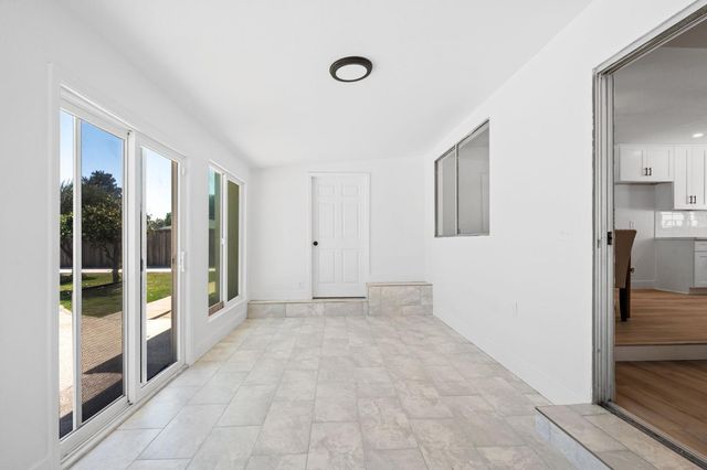 2627 Stanford Avenue, Clovis, CA 93611