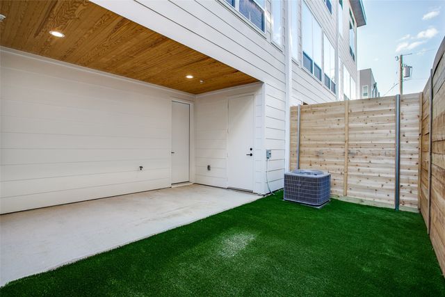 5714 Lindell Avenue 103, Dallas, TX 75206