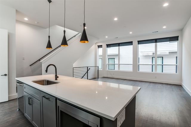 5714 Lindell Avenue 103, Dallas, TX 75206
