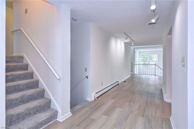 601 Windemere RD, Newport News, VA 23602