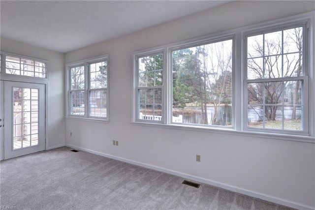 601 Windemere RD, Newport News, VA 23602