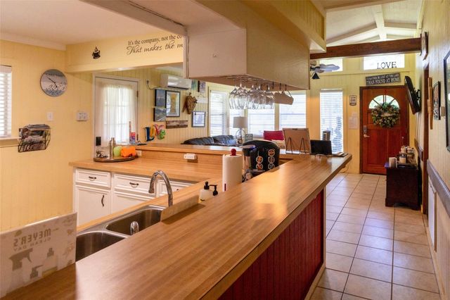 712 Birch Hollow Drive, Somerville, TX 77879