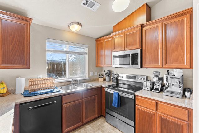 2491 Destiny Lane, Medford, OR 97501