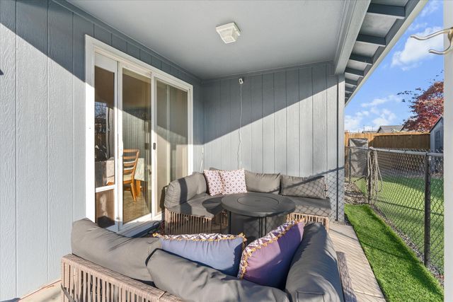 2491 Destiny Lane, Medford, OR 97501