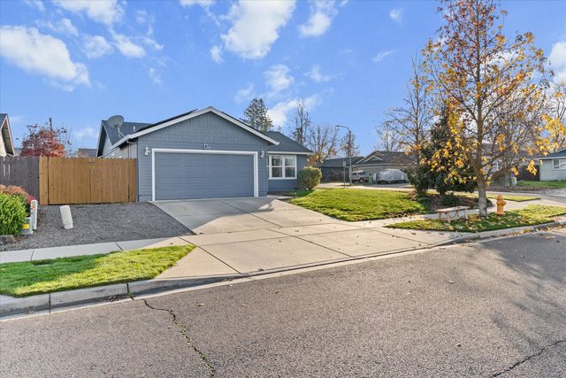 2491 Destiny Lane, Medford, OR 97501
