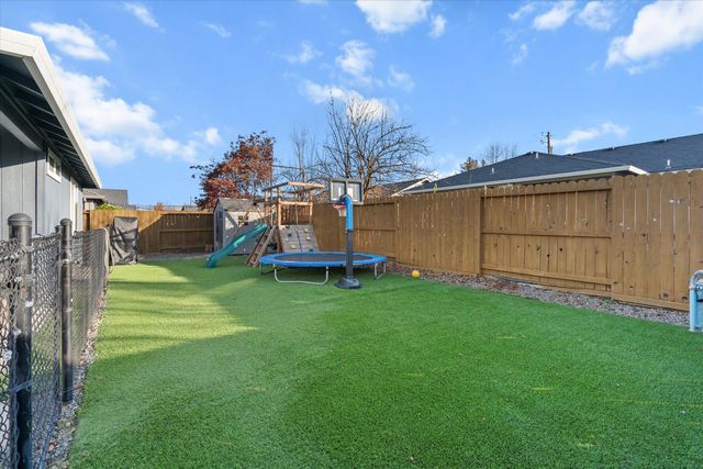 2491 Destiny Lane, Medford, OR 97501