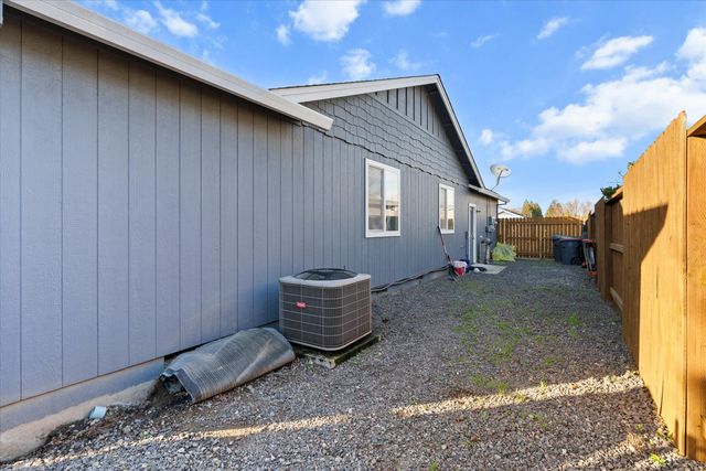 2491 Destiny Lane, Medford, OR 97501