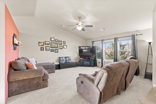 2491 Destiny Lane, Medford, OR 97501