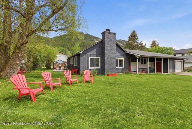 630 E KELLY Avenue, Jackson, WY 83001