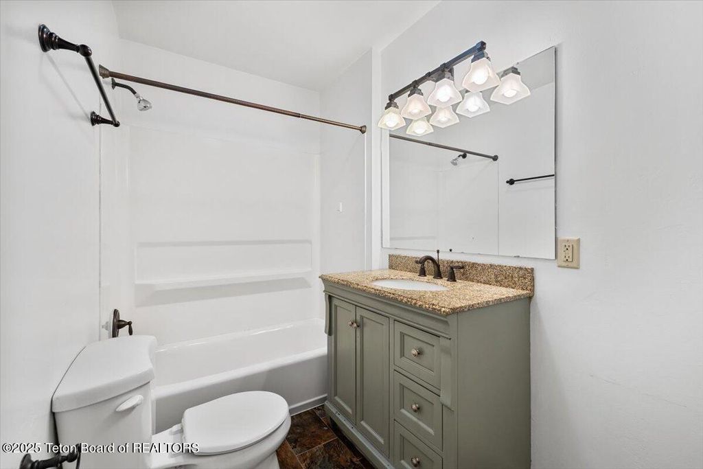 630 E KELLY Avenue, Jackson, WY 83001 photo 12