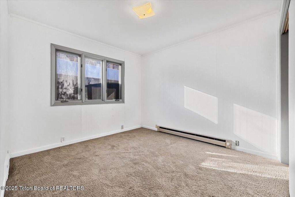 630 E KELLY Avenue, Jackson, WY 83001 photo 13