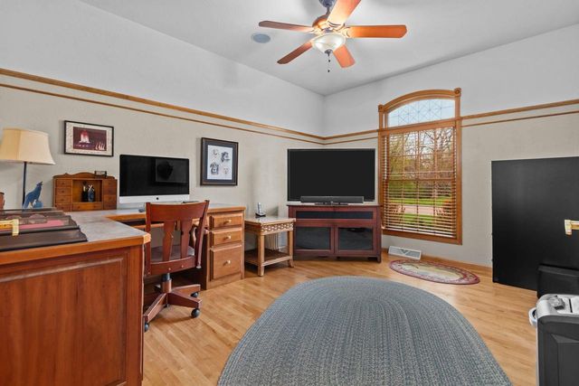 1618 NORTHRIDGE COURT, Menasha, WI 54952