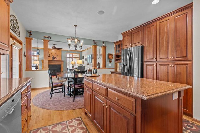 1618 NORTHRIDGE COURT, Menasha, WI 54952