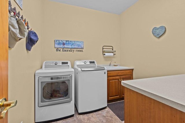 1618 NORTHRIDGE COURT, Menasha, WI 54952