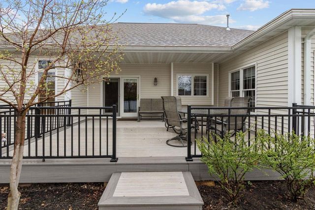 1618 NORTHRIDGE COURT, Menasha, WI 54952