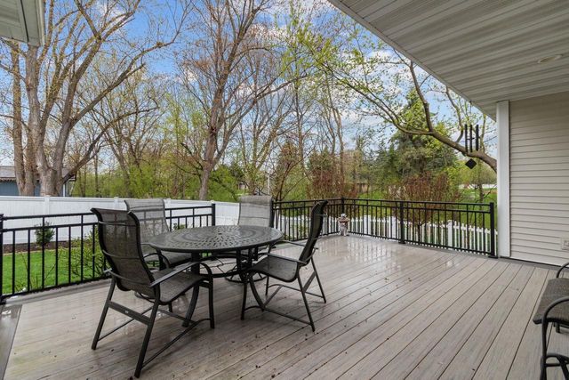 1618 NORTHRIDGE COURT, Menasha, WI 54952