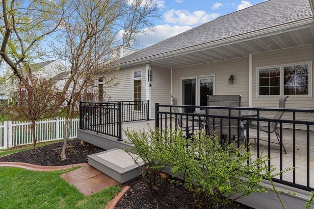 1618 NORTHRIDGE COURT, Menasha, WI 54952