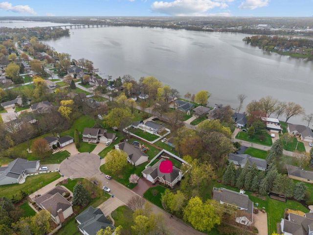 1618 NORTHRIDGE COURT, Menasha, WI 54952
