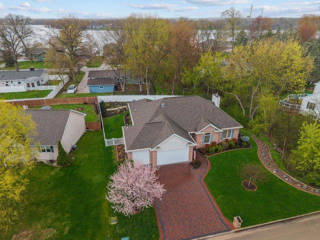 1618 NORTHRIDGE COURT, Menasha, WI 54952