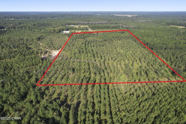 2649 Bonnett Pond Road, Chipley, FL 32428