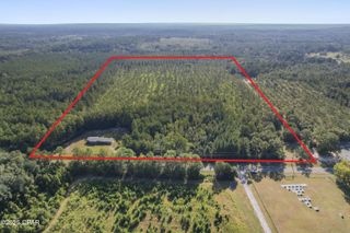 2649 Bonnett Pond Road, Chipley, FL 32428