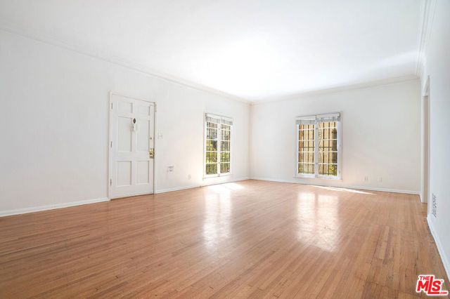 1217 S Alfred Street, Los Angeles, CA 90035