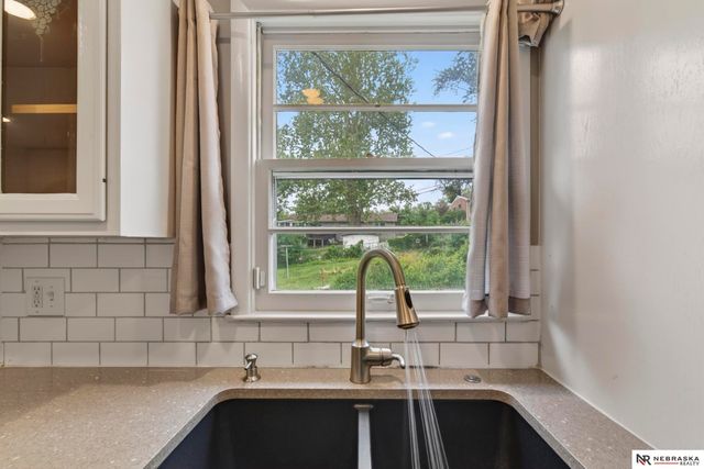 2102 Avery Road, Bellevue, NE 68005