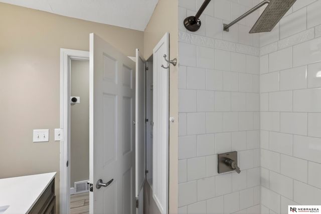 2102 Avery Road, Bellevue, NE 68005