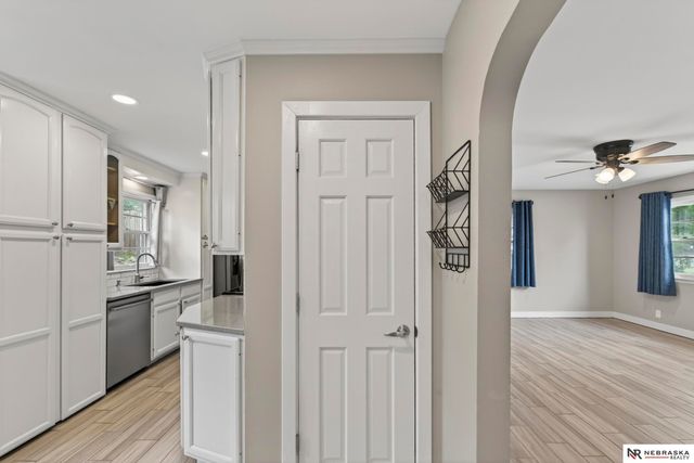 2102 Avery Road, Bellevue, NE 68005