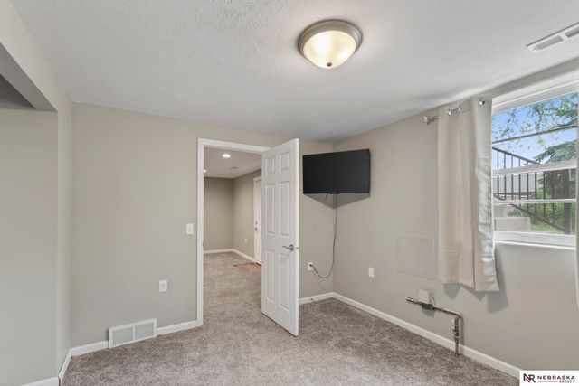 2102 Avery Road, Bellevue, NE 68005