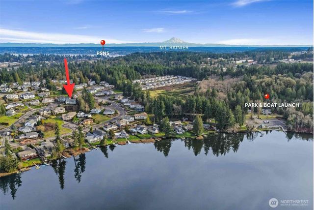6056 Sandpiper Court, Bremerton, WA 98312