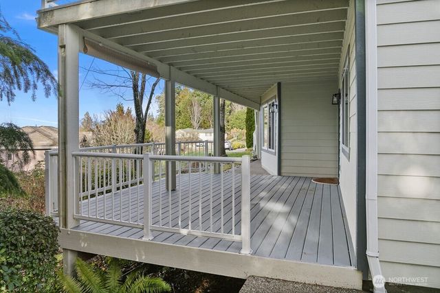 6056 Sandpiper Court, Bremerton, WA 98312