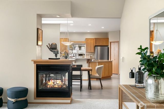 6056 Sandpiper Court, Bremerton, WA 98312