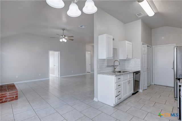 101 Bluestem Court, Temple, TX 76502