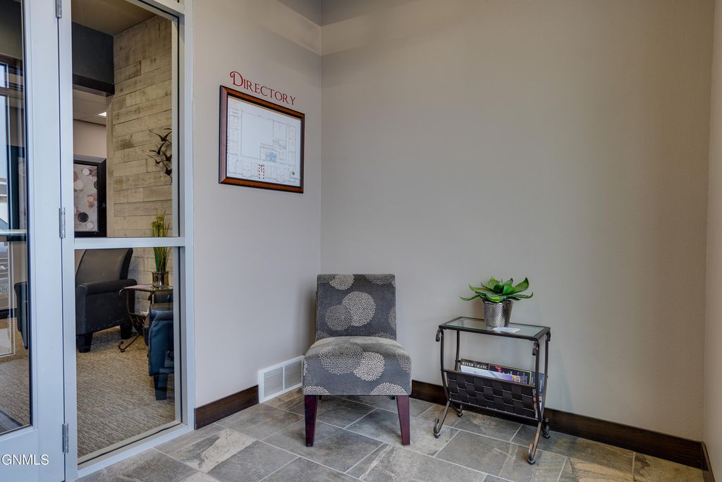 2101 40th Avenue SE, Mandan, ND 58554 photo 10