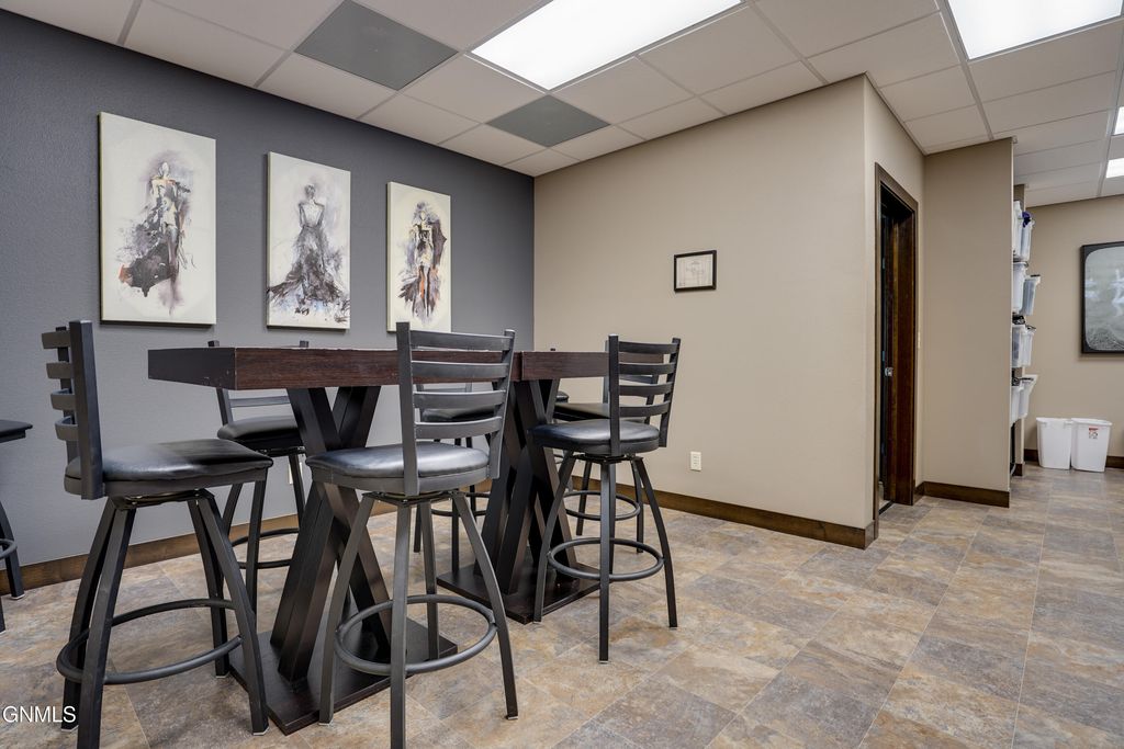 2101 40th Avenue SE, Mandan, ND 58554 photo 14