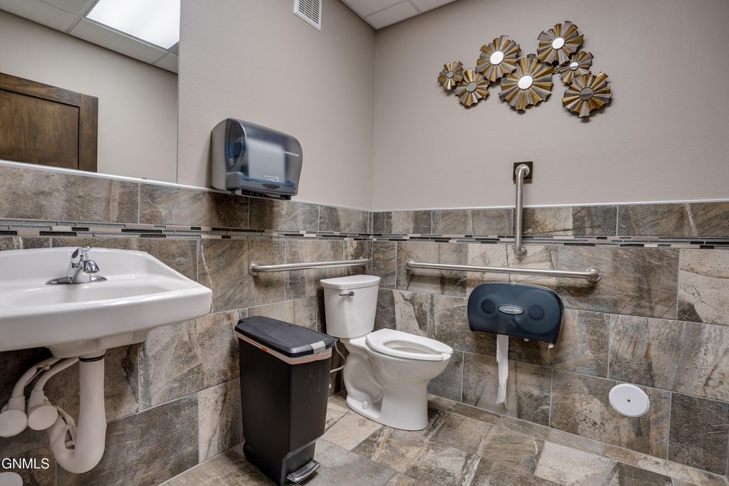 2101 40th Avenue SE, Mandan, ND 58554 photo 15