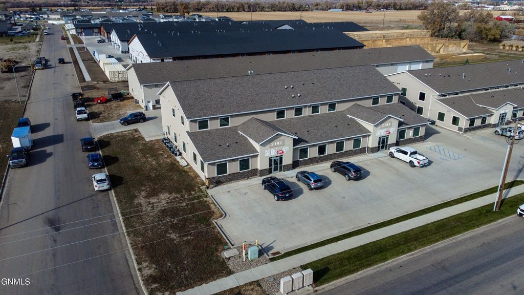 2101 40th Avenue SE, Mandan, ND 58554 photo 3