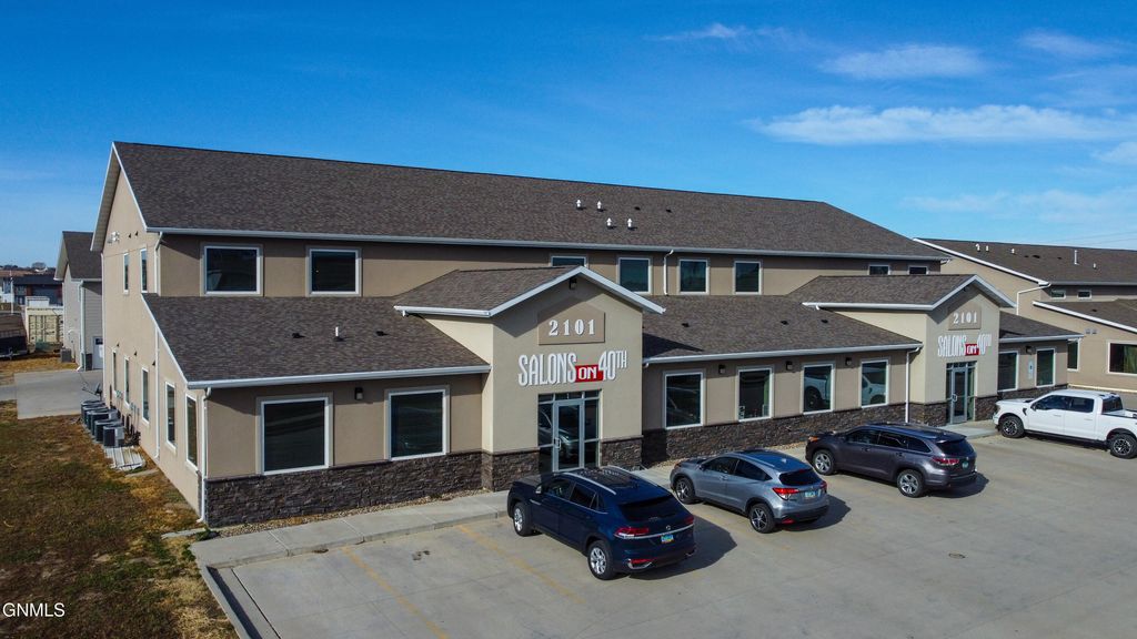 2101 40th Avenue SE, Mandan, ND 58554 photo 4
