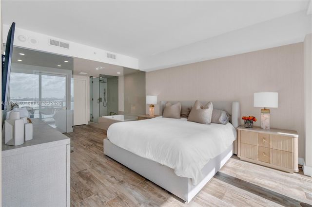 650 NE 32nd St 2901, Miami, FL 33137