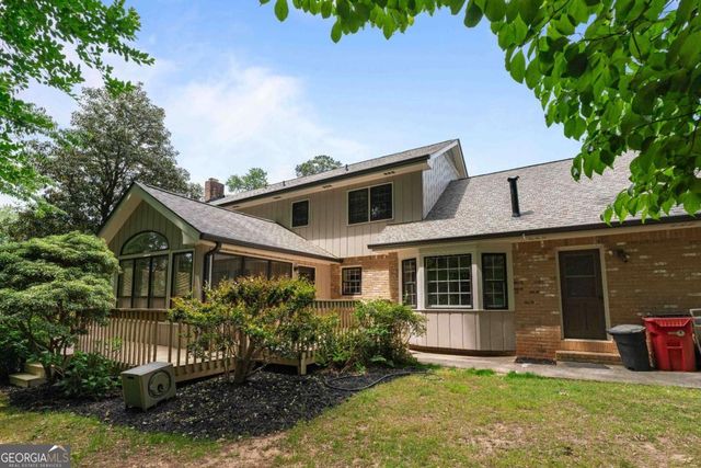 4955 Mill Stream Court, Atlanta, GA 30338